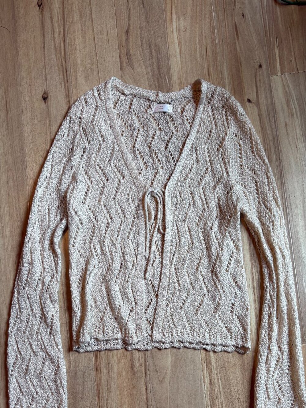 Women's LC LAUREN CONRAD Scallop Hem Sweater - Size M - NWOT